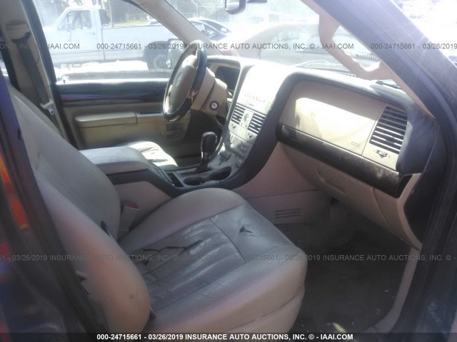 5LMEU68HX5ZJ08015 - 2005 LINCOLN AVIATOR 黑色 照片 5