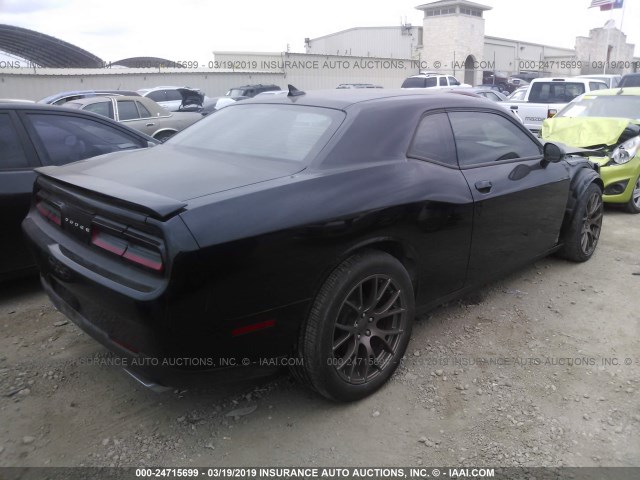 2C3CDZAT1FH717465 - 2015 DODGE CHALLENGER SXT BLACK photo 4