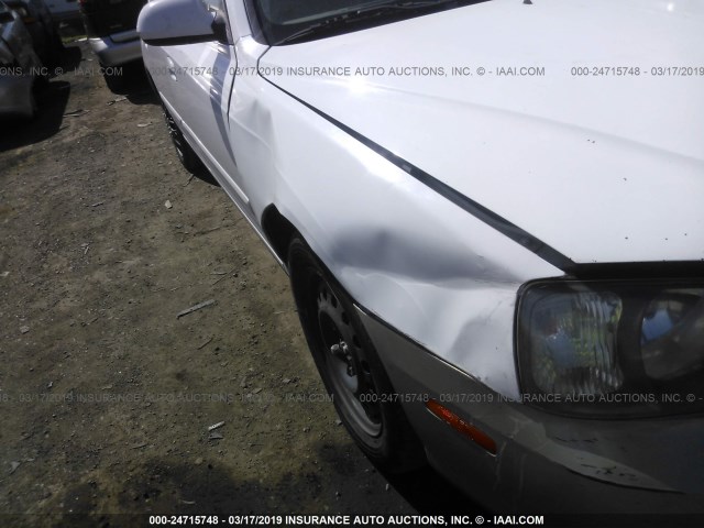 KMHDN45D23U641679 - 2003 HYUNDAI ELANTRA GLS/GT WHITE photo 6