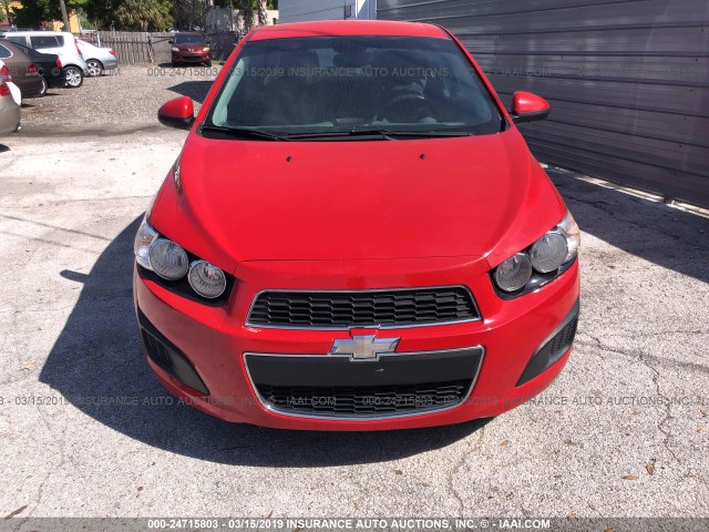 1G1JA5SH2C4125959 - 2012 CHEVROLET SONIC LS წითელი ფოტო 6