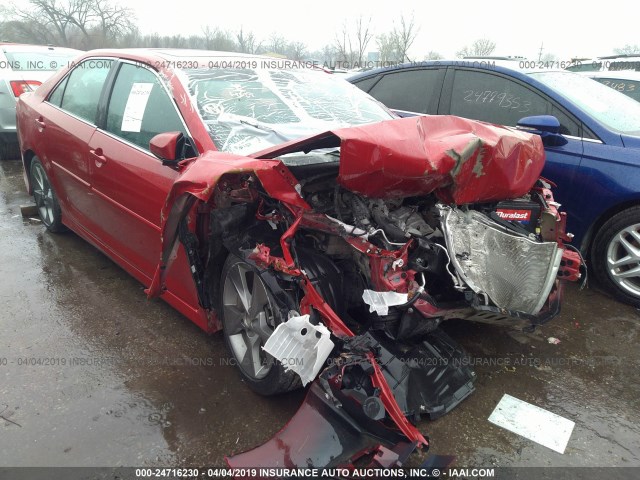 4T1BF1FK2CU635459 - 2012 TOYOTA CAMRY SE/LE/XLE RED photo 1