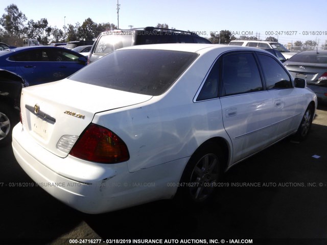 4T1BF28B62U248351 - 2002 TOYOTA AVALON XL/XLS WHITE photo 4