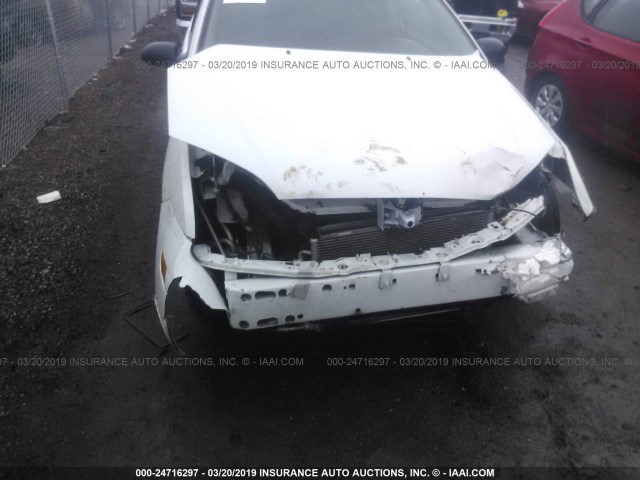 3FAFP31N95R134097 - 2005 FORD FOCUS ZX3 WHITE photo 6