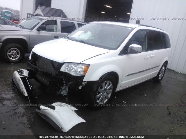 2A4RR8DG1BR704018 - 2011 CHRYSLER TOWN & COUNTRY TOURING L WHITE photo 2