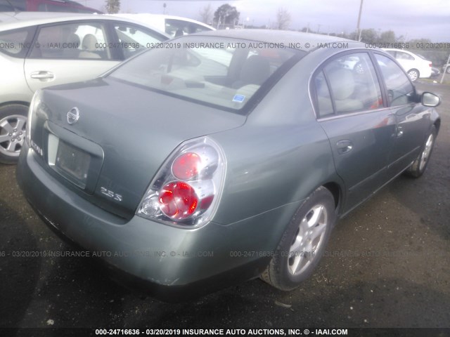 1N4AL11DX5C373545 - 2005 NISSAN ALTIMA S/SL GREEN photo 4