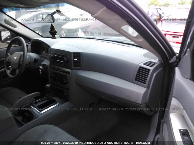 1J4GS48K75C557848 - 2005 JEEP GRAND CHEROKEE LAREDO/COLUMBIA/FREEDOM 绿色 照片 5