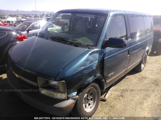 1GNDM19W7SB120797 - 1995 CHEVROLET ASTRO GREEN photo 2