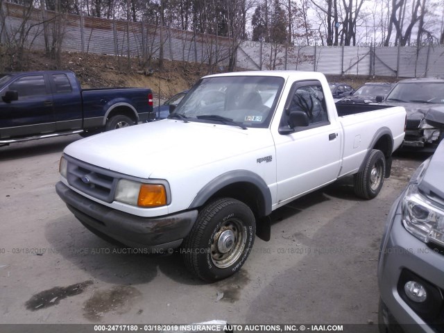 1FTCR11UXTTA26957 - 1996 FORD RANGER WHITE photo 2