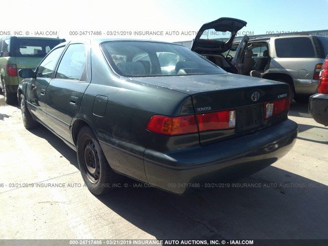 JT2BG22K0Y0469267 - 2000 TOYOTA CAMRY CE/LE/XLE GREEN photo 3