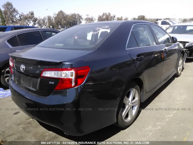 4T1BF1FK1EU333549 - 2014 TOYOTA CAMRY L/SE/LE/XLE BLUE photo 4