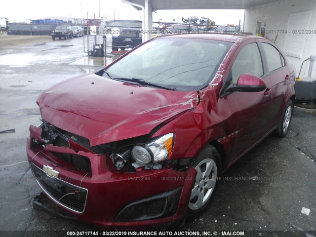 1G1JA5SH6D4247869 - 2013 CHEVROLET SONIC LS RED photo 2