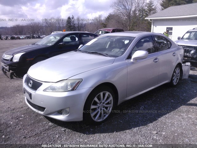 JTHCK262X72012486 - 2007 LEXUS IS 250 SILVER photo 2