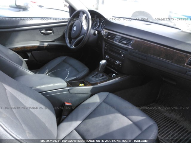 WBAWV53588P079112 - 2008 BMW 328 XI SULEV GRAY photo 5