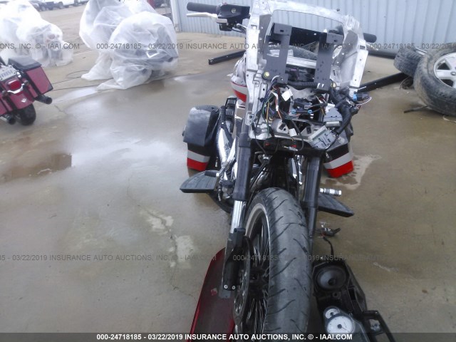 5VPYW36N8G3055618 - 2016 VICTORY MOTORCYCLES MAGNUM BLACK photo 5