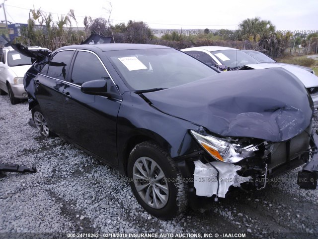 4T1BF1FK4HU318290 - 2017 TOYOTA CAMRY LE/XLE/SE/XSE BLACK photo 1