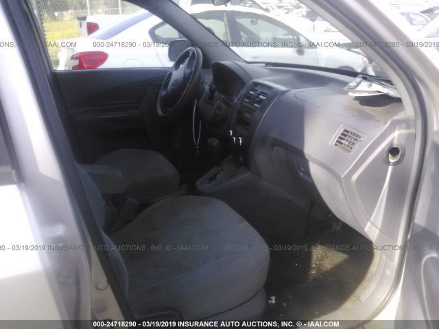 KM8JM12B35U119797 - 2005 HYUNDAI TUCSON GL SILVER photo 5