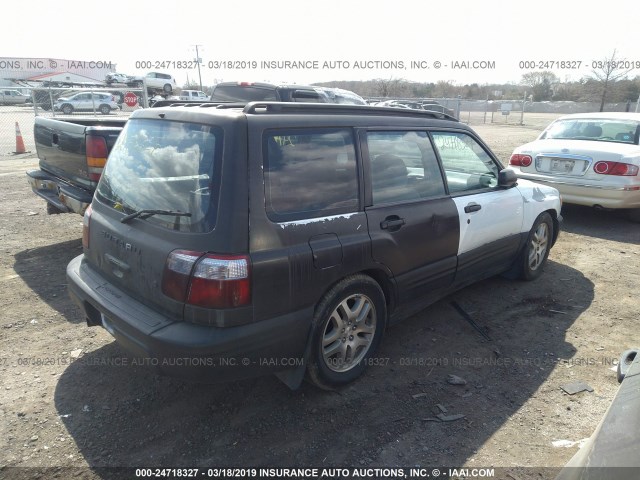 JF1SF63562G742307 - 2002 SUBARU FORESTER L BLACK photo 4