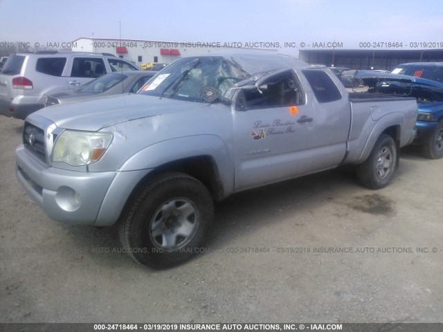 5TETU62N87Z352525 - 2007 TOYOTA TACOMA PRERUNNER ACCESS CAB SILVER photo 2