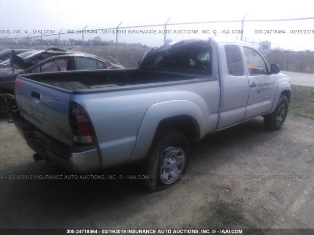 5TETU62N87Z352525 - 2007 TOYOTA TACOMA PRERUNNER ACCESS CAB SILVER photo 4