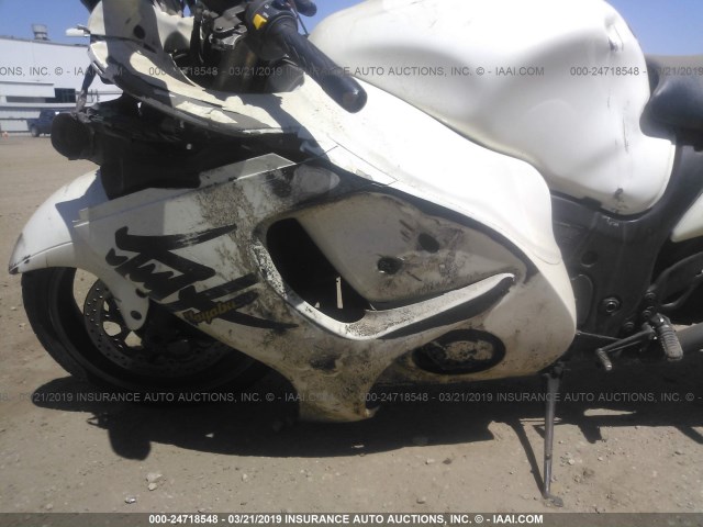 JS1GX72A1B2100568 - 2011 SUZUKI GSX1300 R WHITE photo 9