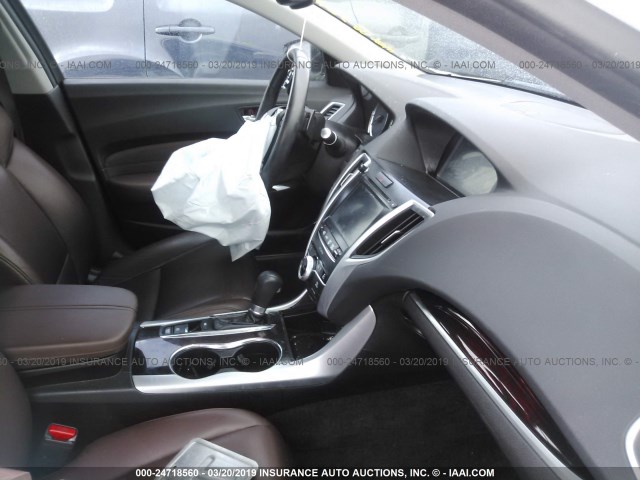 19UUB1F39FA018889 - 2015 ACURA TLX WHITE photo 5