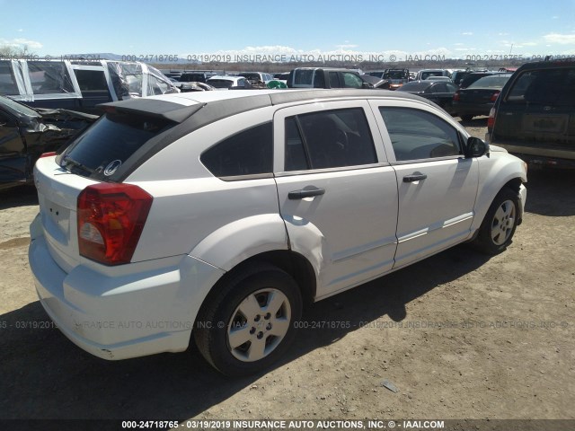 1B3HB28B68D583369 - 2008 DODGE CALIBER WHITE photo 4