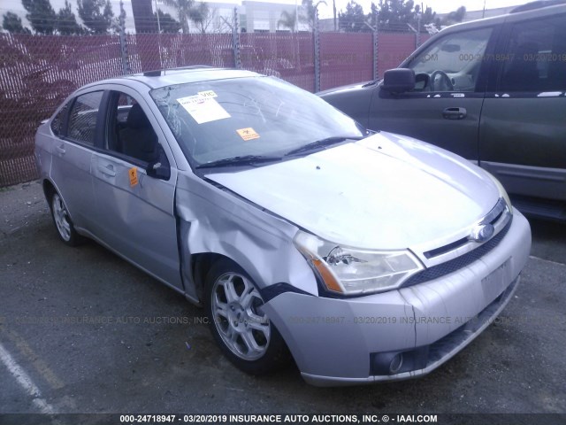 1FAHP36N39W188693 - 2009 FORD FOCUS SES SILVER photo 1