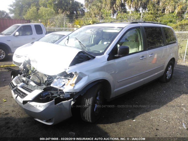 2D4RN3D17AR332301 - 2010 DODGE GRAND CARAVAN HERO SILVER photo 2