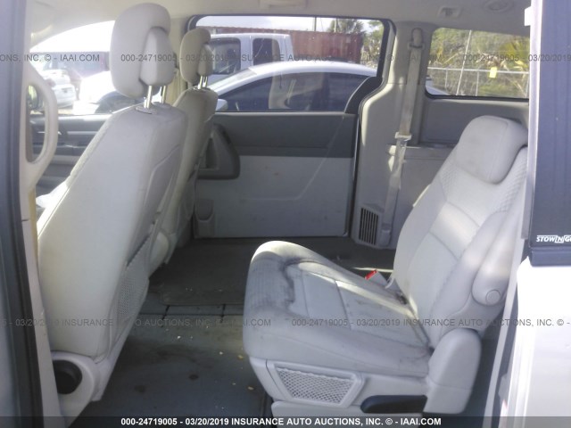 2D4RN3D17AR332301 - 2010 DODGE GRAND CARAVAN HERO SILVER photo 8