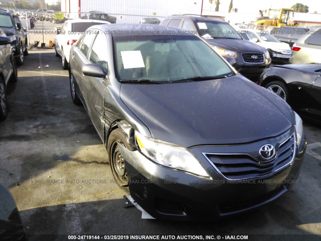 4T4BF3EK9BR143660 - 2011 TOYOTA CAMRY SE/LE/XLE GRAY photo 1