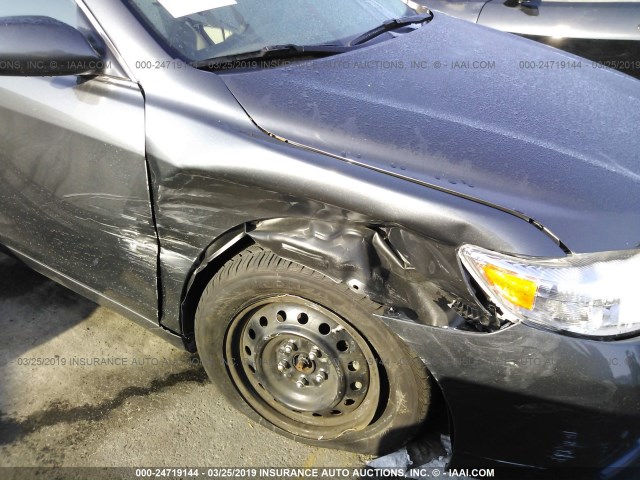 4T4BF3EK9BR143660 - 2011 TOYOTA CAMRY SE/LE/XLE GRAY photo 6