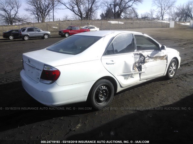 4T1BF32K36U632589 - 2006 TOYOTA CAMRY LE/XLE/SE WHITE photo 4