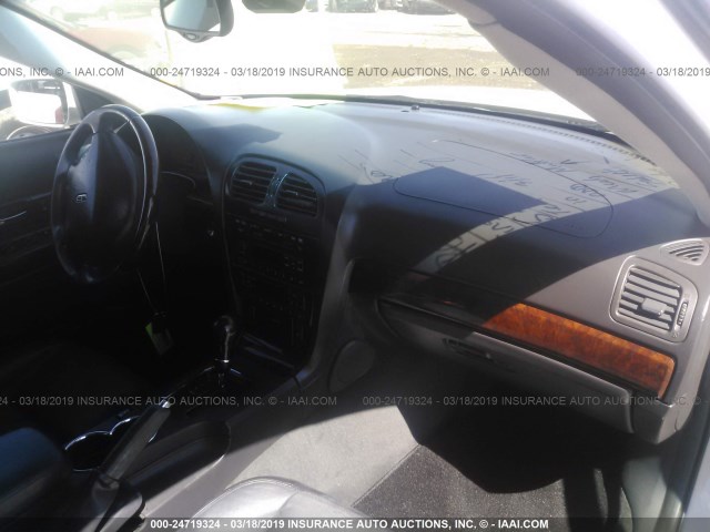 1LNHM87A12Y602622 - 2002 LINCOLN LS أبيض صورة 5