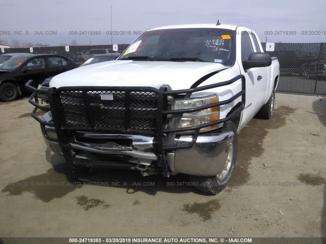 1GCRKSE70DZ384253 - 2013 CHEVROLET SILVERADO K1500 LT WHITE photo 6