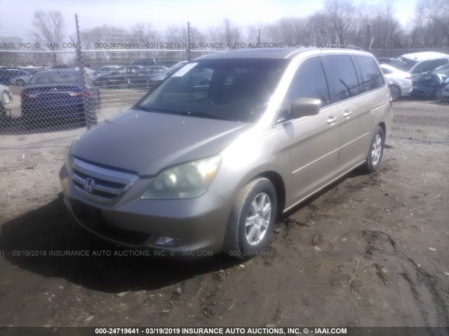 5FNRL38665B413137 - 2005 HONDA ODYSSEY EXL GOLD photo 2