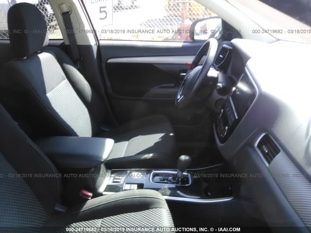 JA4AZ3A30HZ045588 - 2017 MITSUBISHI OUTLANDER SE/SEL RED photo 5