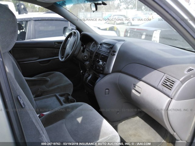 5TDZK23C77S069276 - 2007 TOYOTA SIENNA CE/LE SILVER photo 5