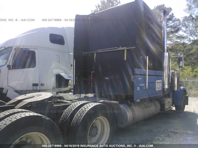 1FUPCSZB5YPB87126 - 2000 FREIGHTLINER FLD120 FLD120 Unknown photo 4