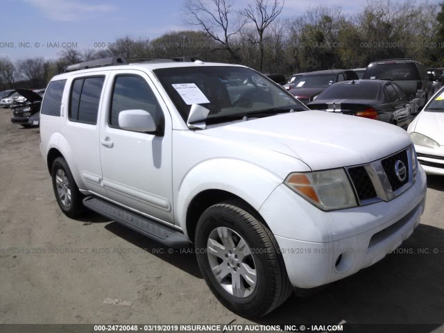 5N1AR18W57C603345 - 2007 NISSAN PATHFINDER LE/SE/XE WHITE photo 1