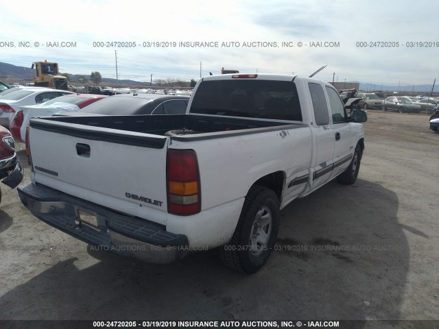 2GCEC19T811216152 - 2001 CHEVROLET SILVERADO C1500 WHITE photo 4