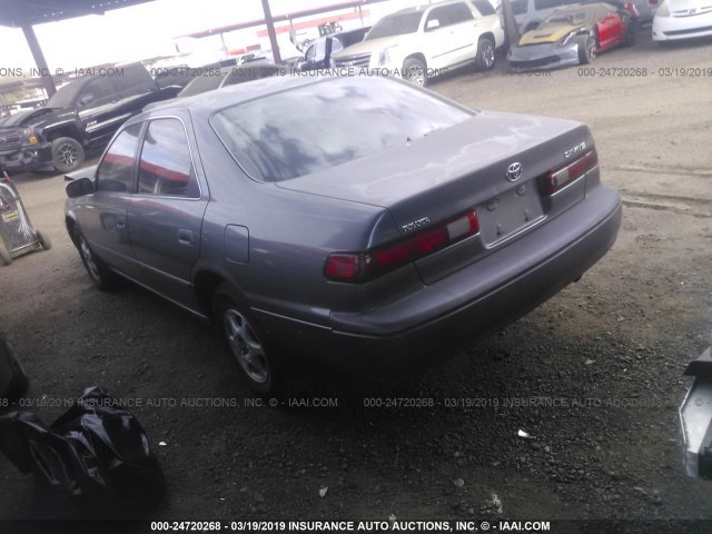 JT2BG22K3V0097497 - 1997 TOYOTA CAMRY LE/XLE 灰色 照片 3