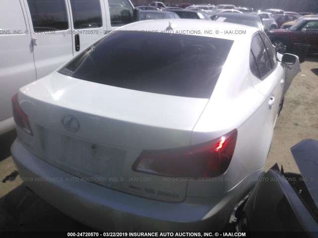 JTHCF5C2XA2033159 - 2010 LEXUS IS 250 WHITE photo 4