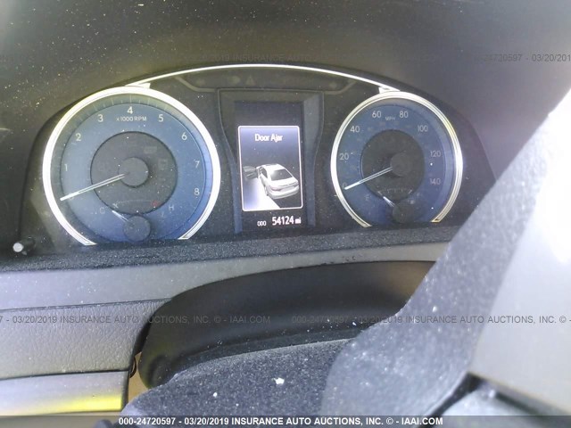 4T1BF1FK7HU703195 - 2017 TOYOTA CAMRY LE/XLE/SE/XSE GRAY photo 7