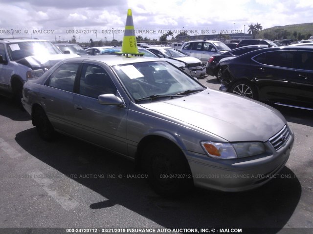 JT2BG22K910590448 - 2001 TOYOTA CAMRY CE/LE/XLE 灰色 照片 1