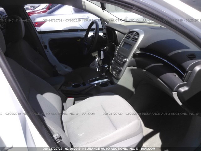 1G11B5SL6EF226172 - 2014 CHEVROLET MALIBU LS WHITE photo 5