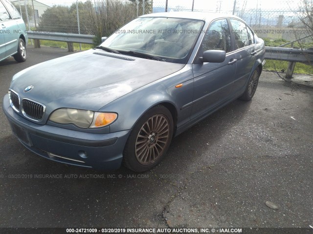 WBAEV53493KM03418 - 2003 BMW 330 I BLUE photo 2