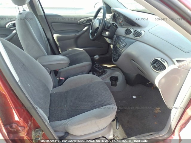 1FAFP34373W240620 - 2003 FORD FOCUS SE COMFORT/SE SPORT RED photo 5