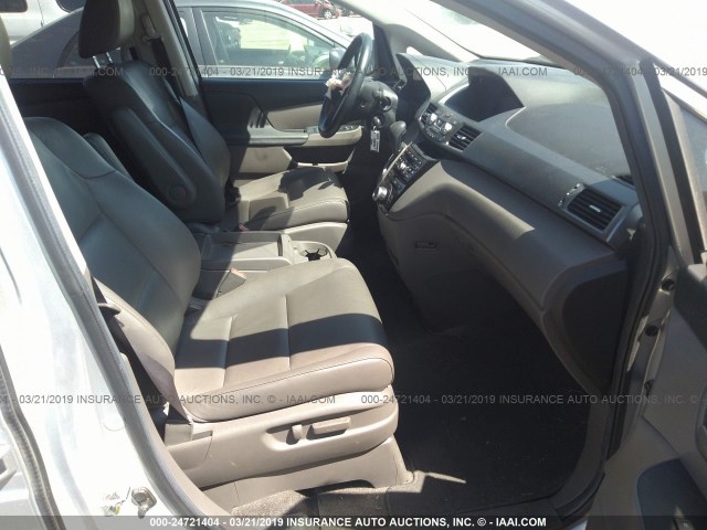 5FNRL5H63DB068787 - 2013 HONDA ODYSSEY EXL SILVER photo 5