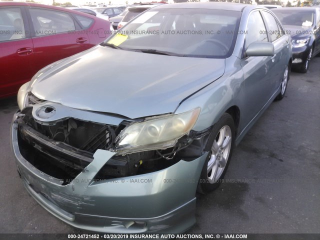 4T1BK46K97U510493 - 2007 TOYOTA CAMRY NEW GENERAT LE/XLE/SE TEAL photo 2