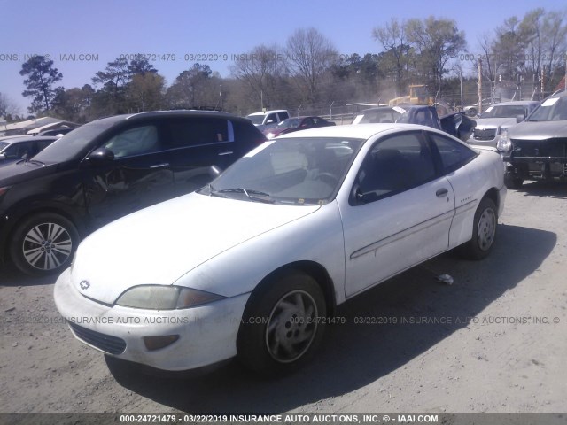 1G1JC1246WM119473 - 1998 CHEVROLET CAVALIER RS WHITE photo 2